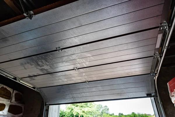 Common Problems After Garage Door Installation (and Fixes)