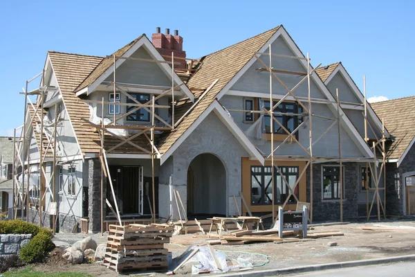 Roofing Contractor Bellevue for Reliable Roof Repair and Replacement