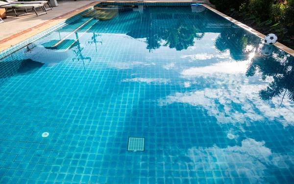 How to Choose an Inground Pool in Minneapolis