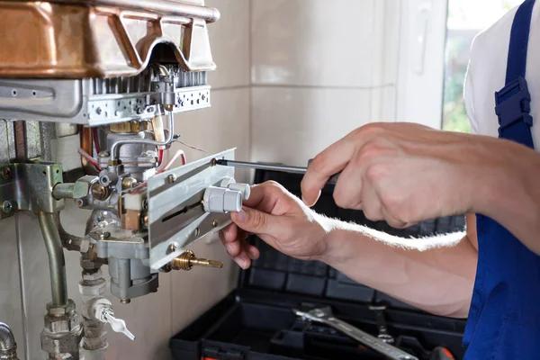 What to Do When You Need an Emergency Plumber Near Me